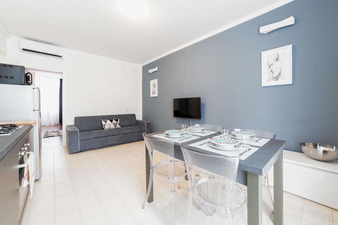 Roomy Apartment Close To Subway M5! Милано Екстериор снимка